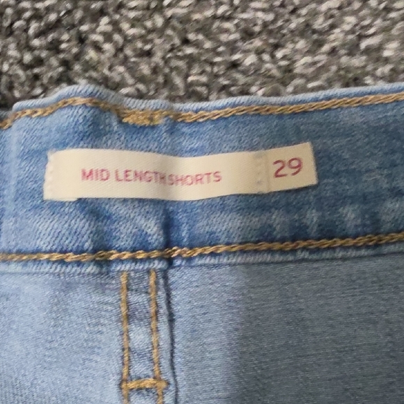 Levi's Light Wash Rolled Hem Denim Shorts - Picture 2 of 5